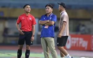 Cộng đồng mạng động viên HLV Makoto, tiếc HLV Chu Đình Nghiêm