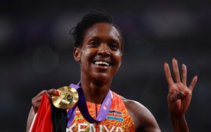 Nữ hoàng điền kinh lần thứ 4 vô địch thế giới