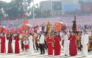 NSƯT Phương Nga: Xúc động, tự hào được hát trên Quảng trường Ba Đình lịch sử 