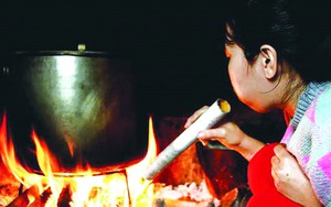 Chữ và nghĩa: Làm lửa