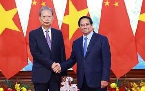 Thủ tướng Phạm Minh Chính hội kiến Ủy viên trưởng Nhân đại toàn quốc Trung Quốc Triệu Lạc Tế