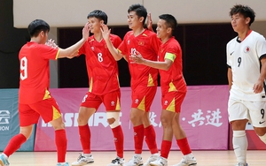 Tin nóng bóng đá Việt hôm nay 21/9: HLV Diego Giustozzi hài lòng về đội tuyển Việt Nam; Đình Bắc muốn xuất ngoại