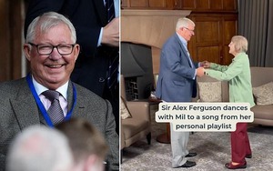 Xúc động khoảnh khắc Sir Alex Ferguson nhảy cùng fan MU mắc chứng mất trí nhớ
