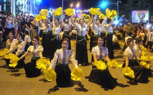 Đặc sắc Lễ hội đường phố “Tinh hoa Tây Bắc”