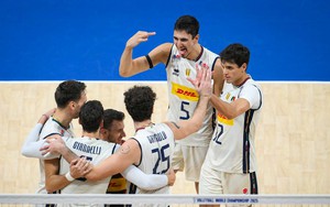 Hạ hiện tượng Argentina 3-0, đương kim vô địch Ý thẳng tiến vào tứ kết bóng chuyền thế giới