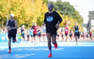 Nam ca sĩ nổi tiếng hoàn thành marathon sub3 để lọt hàng ngũ VĐV phong trào xuất sắc