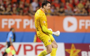 HLV Gerard Albadalejo: ‘Văn Lâm đã làm tốt những gì cậu ấy giỏi nhất’