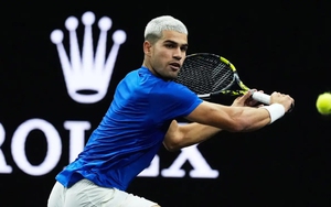 Carlos Alcaraz theo đuổi lịch trình 'điên rồ' cuối mùa giải: Sự mạo hiểm của Carlitos