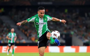 Antony sắm vai người hùng của Betis ở Europa League
