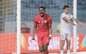 Cao Penant Quang Vinh hóa 'người hùng' của CAHN