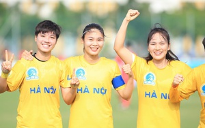 Hải Yến hóa 'người hùng' đưa Hà Nội tiến gần chức vô địch bóng đá nữ quốc gia