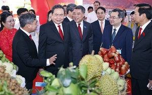 Chủ tịch Quốc hội dự Đại hội đại biểu Đảng bộ thành phố Cần Thơ