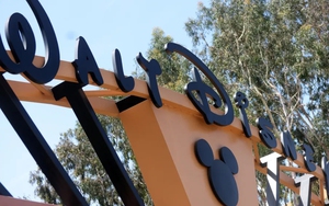 Disney vướng cáo buộc vi phạm luật bảo vệ dữ liệu trẻ em tại Mỹ