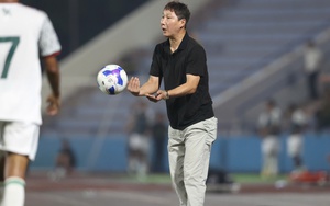 HLV Kim Sang Sik: ‘Tôi hài lòng với chiến thắng và tỷ số 2-0’