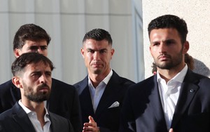 Cristiano Ronaldo và đội tuyển Bồ Đào Nha tổ chức lễ tri ân xúc động dành cho Diogo Jota