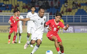 HLV Hà Lan cùng U23 Indonesia gây thất vọng khi bị Lào cầm hòa, Campuchia tạo bất ngờ trước đại diện Tây Á