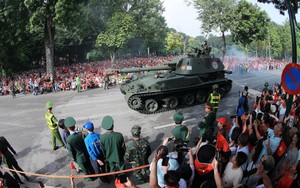 Đội hình diễu binh, diễu hành A80 hoàn thành nhiệm vụ, trở về đơn vị