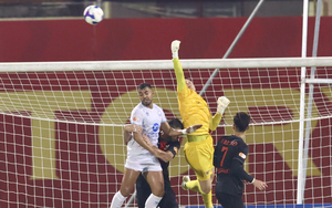 Không gọi Nguyễn Filip và Đình Triệu, HLV Kim Sang Sik gửi 'lời nhắn' đanh thép 