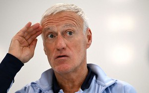 Đội tuyển Pháp đang già cỗi vì Deschamps