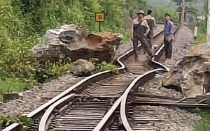 Thông tuyến đường sắt Bắc – Nam qua Quảng Trị