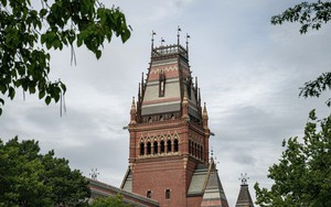 Tòa án Mỹ hủy bỏ quyết định cắt giảm hơn 2 tỷ USD tài trợ cho Đại học Harvard