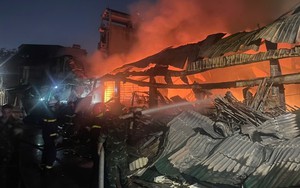 Hà Nội: Cháy lớn trong ngõ 638 Ngô Gia Tự, phường Việt Hưng