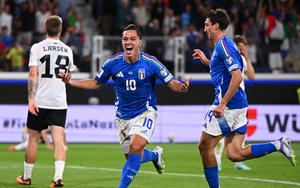 Israel – Italy: Giữ lửa từ 'bàn tay nhỏ'