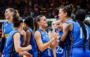 Tuyển Ý lập kỳ tích chưa từng có trong lịch sử bóng chuyền nữ thế giới sau trận chung kết nghẹt thở