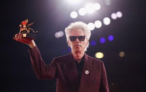 Phim "Father Mother Sister Brother": Từ những chiêm nghiệm đời thường đến giải Sư tử Vàng