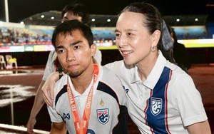 Chanathip nói sự thật sau khi bị cầu thủ Iraq phạm lỗi, khẳng định ĐT Thái Lan không đá thô bạo