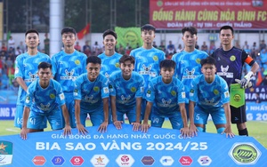 Bóng đá Việt Nam: Sáng đúng, chiều sai, tối lại có lý