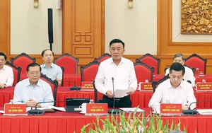 Kết luận của Bộ Chính trị, Ban Bí thư về tăng cường lãnh đạo, chỉ đạo công tác tổ chức đại hội đảng bộ các cấp