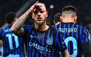 Cựu sao MU tỏa sáng với cú đúp, Napoli cầm hòa Inter Milan kịch tính