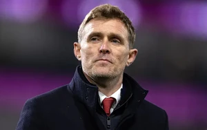 Trong 48 giờ tới, MU sẽ có HLV mới