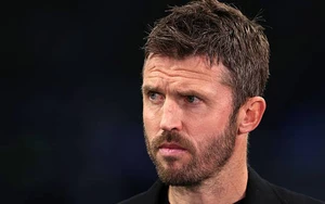 Carrick đối mặt với bài toán nan giải sau khi làm HLV tạm quyền MU