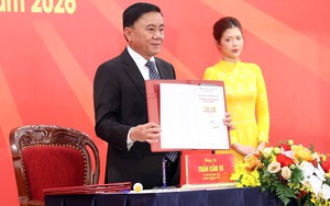 Lễ phát hành đặc biệt bộ tem bưu chính "Chào mừng Đại hội đại biểu toàn quốc lần thứ XIV của Đảng!"