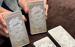 Bạc bứt phá lên đỉnh lịch sử 90 USD/ounce