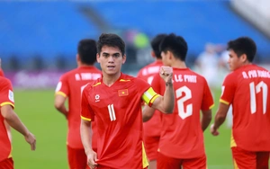 TRỰC TIẾP bóng đá Việt Nam vs UAE: Đình Bắc dự bị; Lê Phát và Viktor Lê đá chính