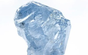 Phát hiện viên kim cương xanh siêu hiếm