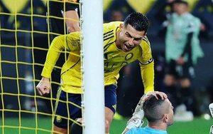Ronaldo gây phẫn nộ ở trận thắng của Al Nassr