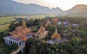 Chùa Tà Pạ - ngôi chùa Khmer trên núi độc đáo ở An Giang