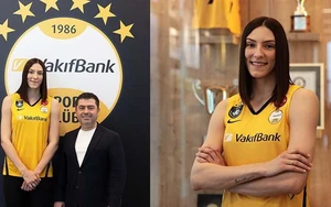 Xác định VĐV bóng chuyền nữ đắt giá nhất hành tinh, lương hơn 77 tỷ/năm