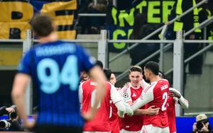 Inter Milan lại thua đại chiến: Chivu bao giờ “lớn”?