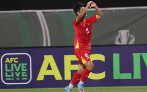 Quốc Việt dứt điểm 'cháy lưới' U23 Hàn Quốc mở tỷ số cho U23 Việt Nam