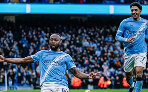 Man City thắng Wolves 2-0, tiếp tục bám đuổi Arsenal trong cuộc đua vô địch