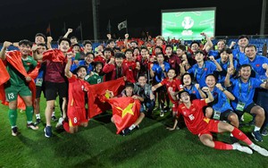 U23 Việt Nam về trong vòng tay yêu thương của người hâm mộ