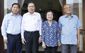 Chủ tịch Quốc hội Trần Thanh Mẫn thăm, tri ân các đồng chí nguyên lãnh đạo Đảng, Nhà nước