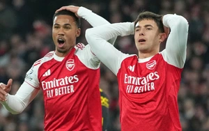 Đối thủ lớn nhất của Arsenal lúc này là… chính họ