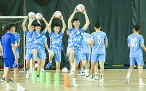 Đội tuyển futsal 'học' tinh thần U23 Việt Nam, bứt phá sau SEA Games