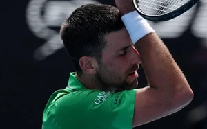 Novak Djokovic nhận cảnh báo về phong độ